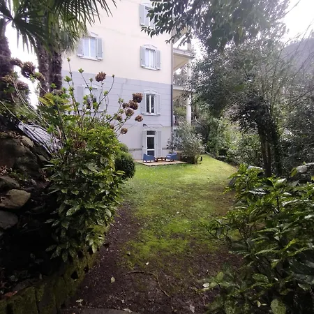 Apartment The Garden House Como
